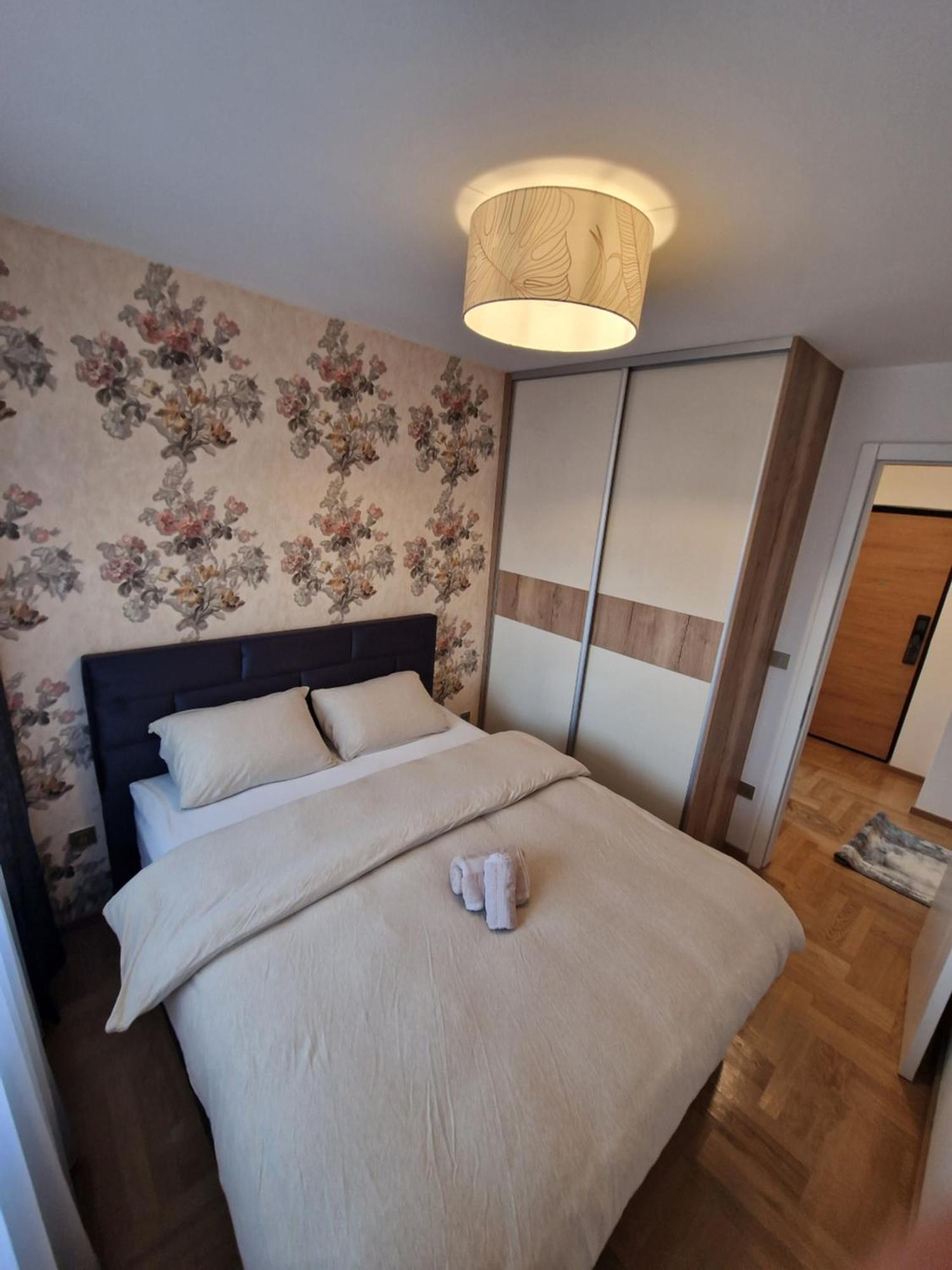 Moments Banja Luka Apartment Bagian luar foto